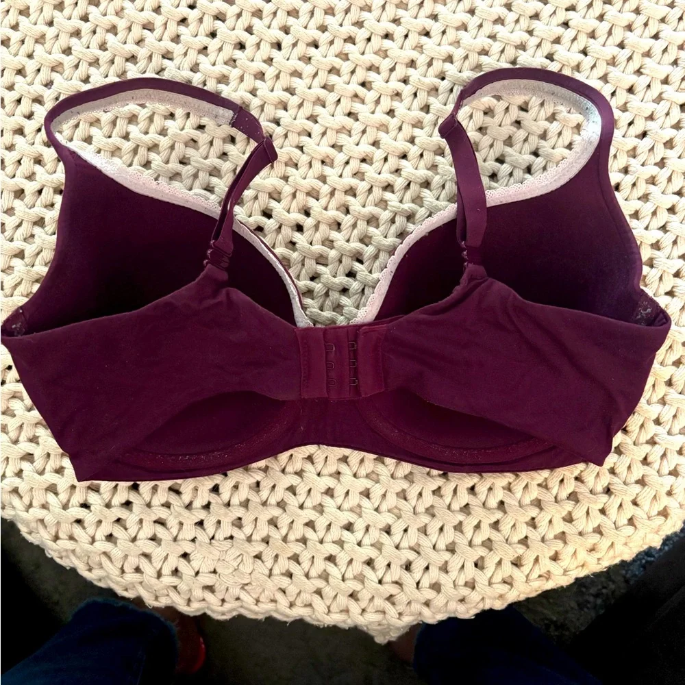 VICTORIA'S Secret Body By Victoria Lined Demi / Demi-Buste Double.l Bra SZ34DDD